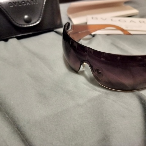 Bvlgari sunglasses - Picture 4 of 5